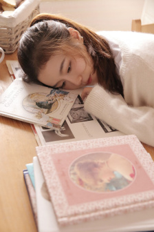 叶子楣喂奶未删减版